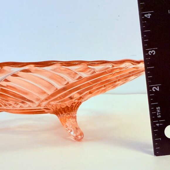 Romantic Pink Depression Glass Bowl Swirl Ribbed Footed Plate Scalloped Home Dec - Picture 11 of 11